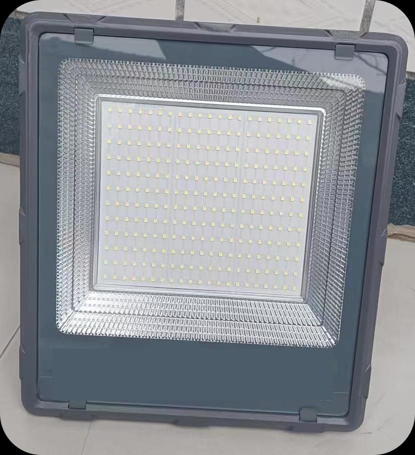 outdoor corded waterproof rotating super bright 200W 220V white COB LED flood light with stand for temporary site lighting